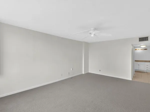 $2,800 | 1150 Hillsboro Mile, Unit 402, Hillsboro Beach, FL 33064