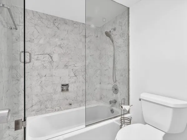 $2,800 | 1150 Hillsboro Mile, Unit 402, Hillsboro Beach, FL 33064