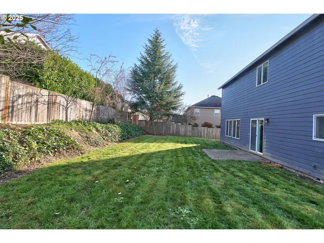 $648,900 | 300 Southwest Mt Mazama Street, McMinnville, OR 97128