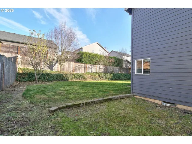 $648,900 | 300 Southwest Mt Mazama Street, McMinnville, OR 97128