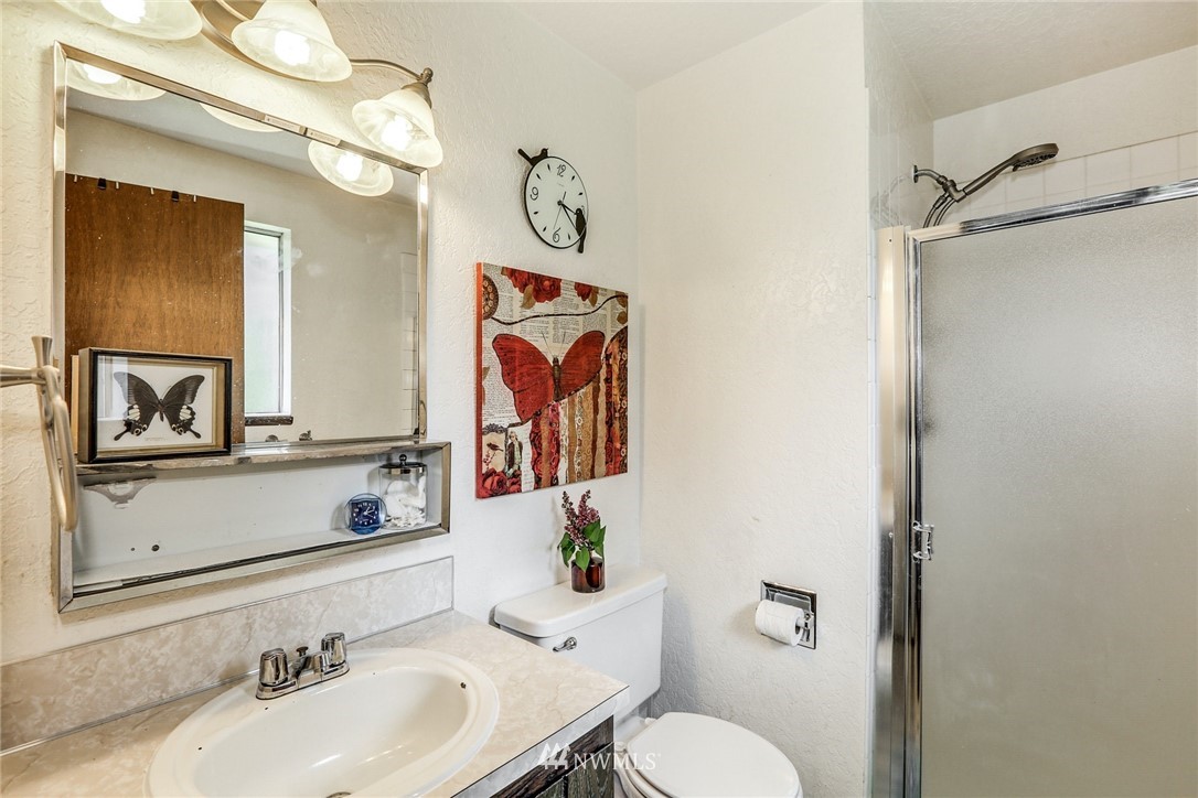 4710 237th Place Southeast Bothell, WA 98021 - Photo 14 of 30 Gallery Image 14