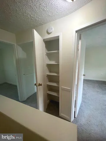 $3,150 | 429 Hampton Court, Unit 138, Falls Church, VA 22046