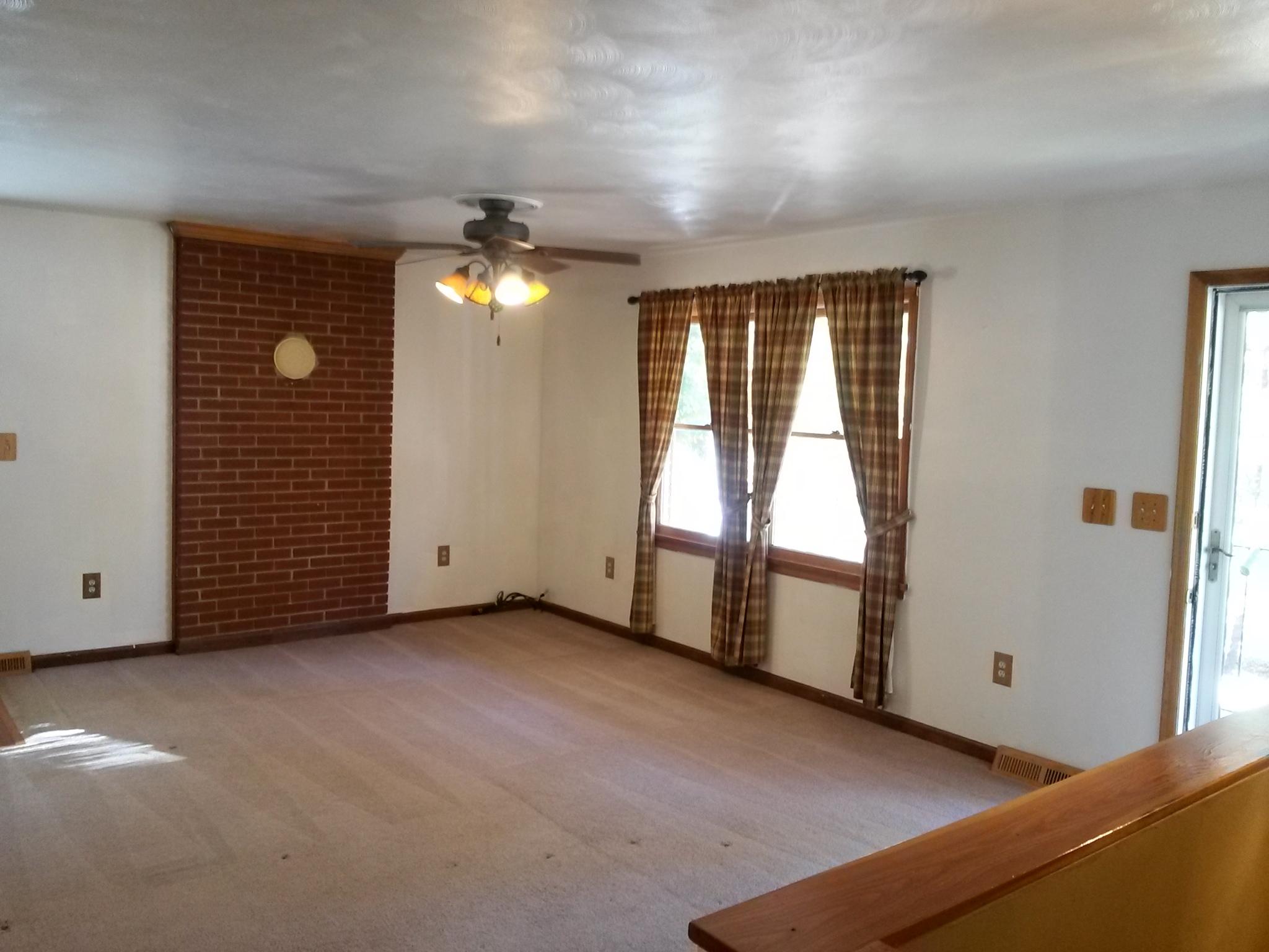 9510 Rocky Ford Road Moneta, VA 24121 - Photo 12 of 44 20141027_131038