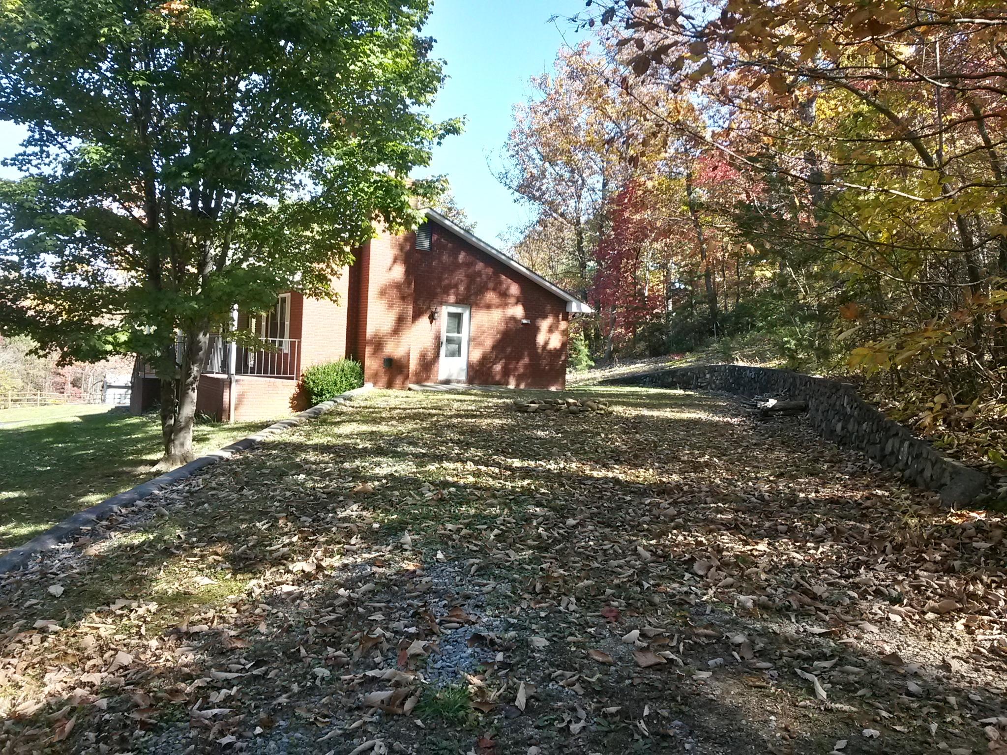 9510 Rocky Ford Road Moneta, VA 24121 - Photo 30 of 44 20141027_132022_Richtone(HDR)