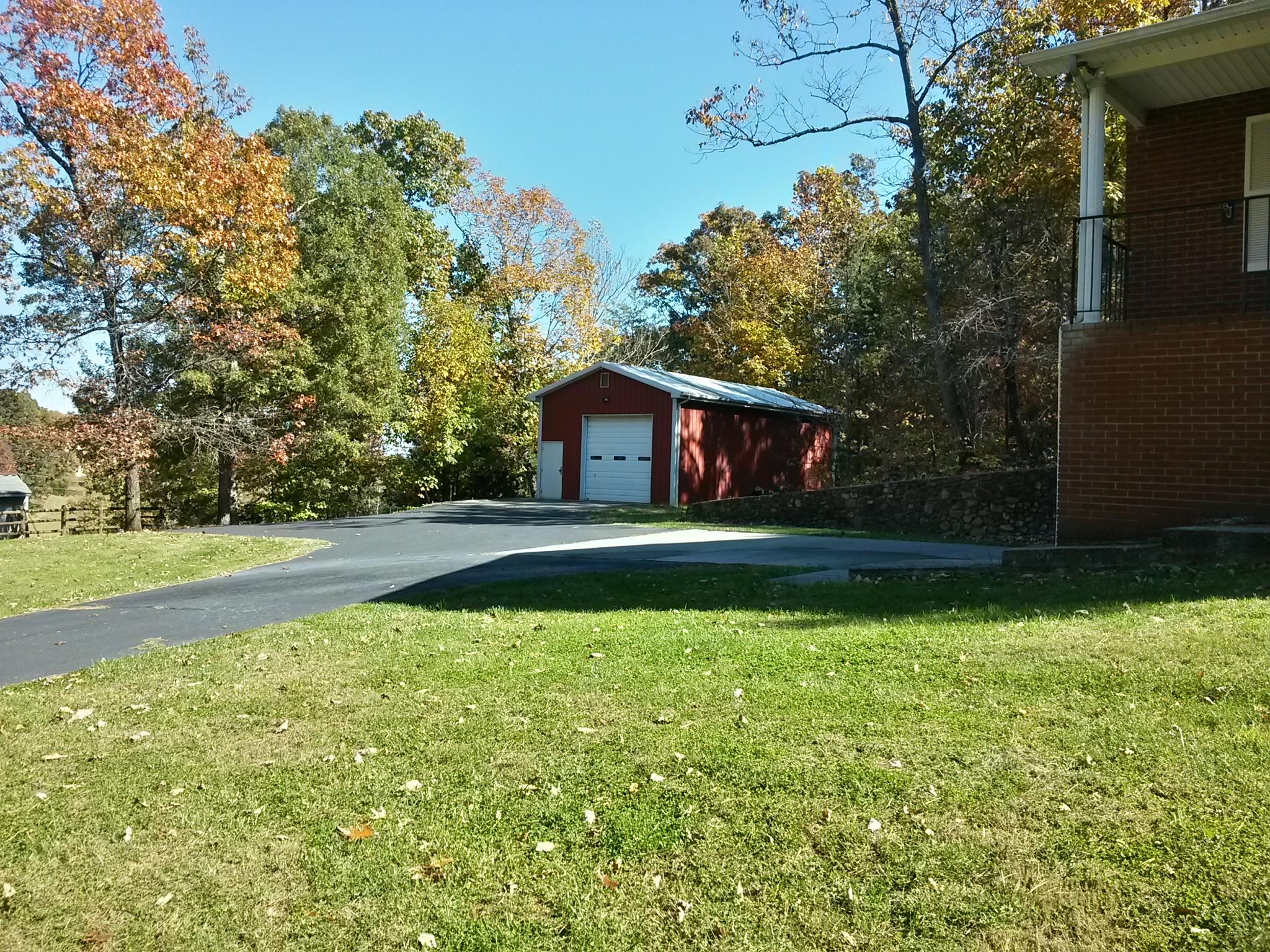 9510 Rocky Ford Road Moneta, VA 24121 - Photo 38 of 44 20141027_132242_Richtone(HDR)