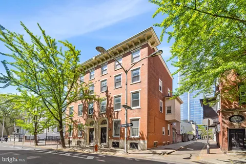 $489,999 | 308 South 13th Street, Unit 11, Philadelphia, PA 19107