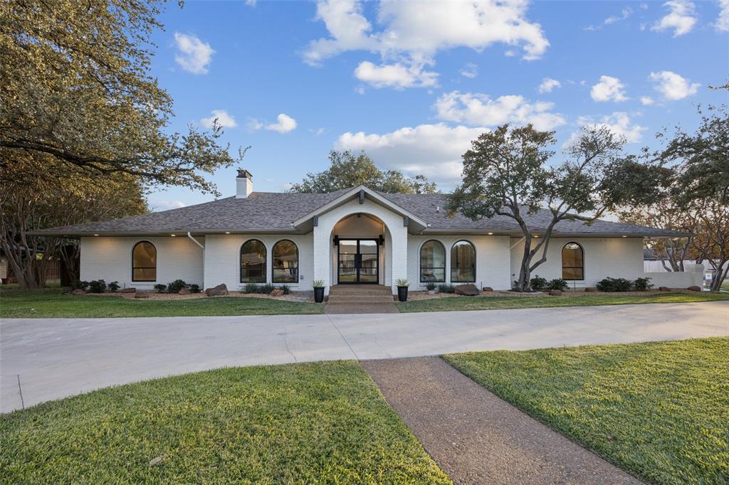 4408 Forest Bend Road Dallas, TX 75244 - Photo 3 of 37 Contemporary ranch Style