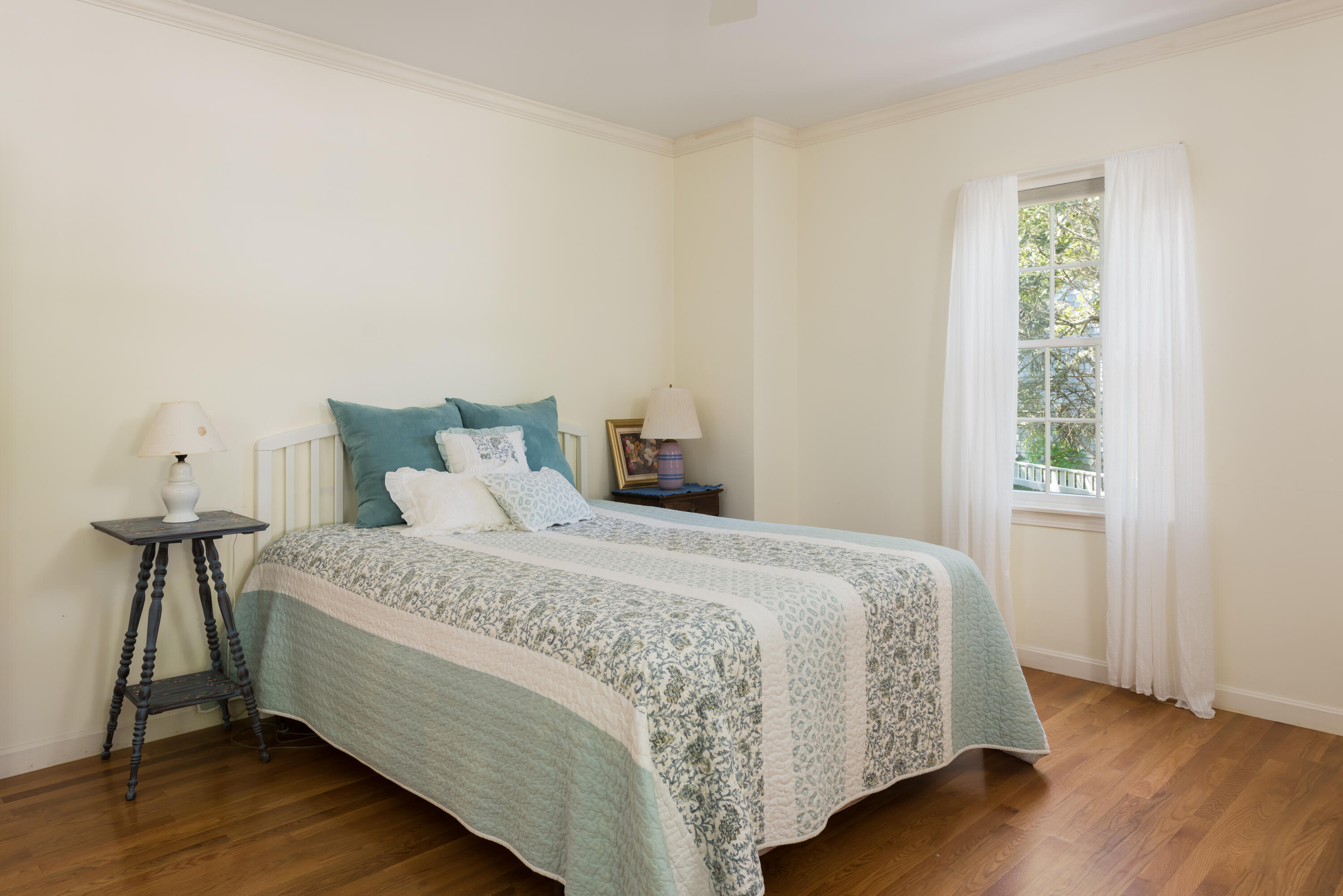 280 Lower County Road Harwich Port, MA 02646 - Photo 19 of 34 a bedroom with a bed and a table