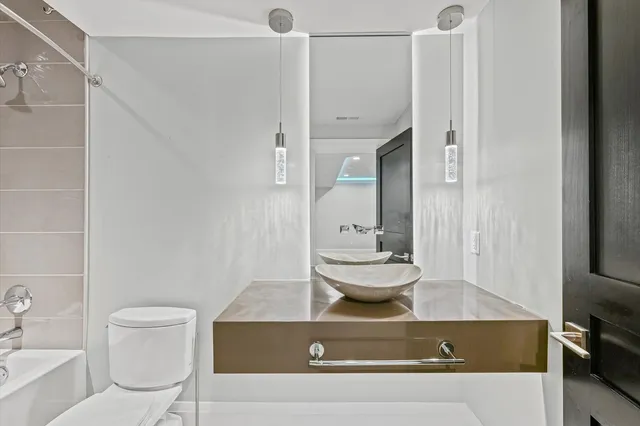 $1,400,000 | 1410 East White Oak Road, Mahomet, IL 61853