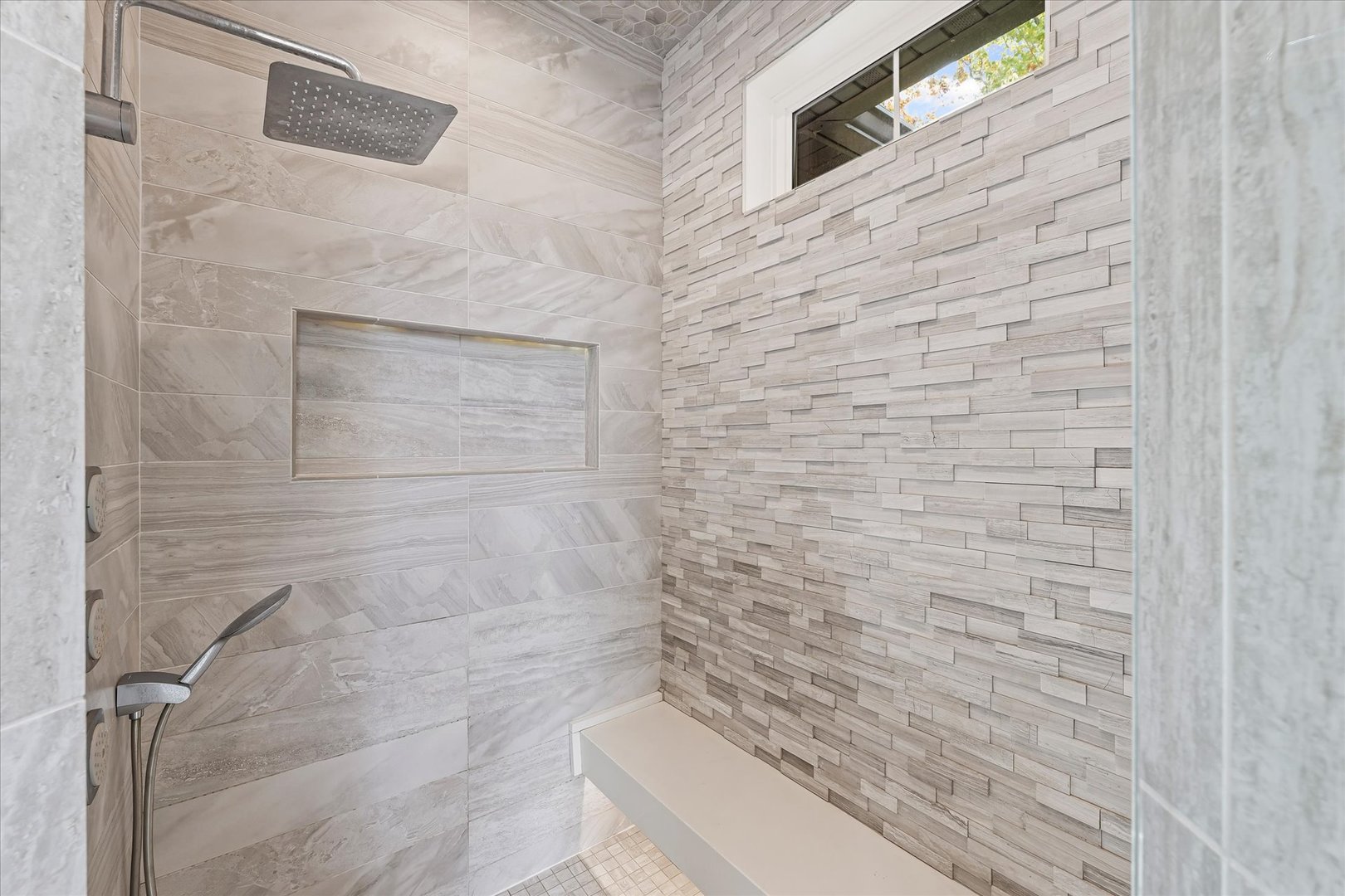 1410 East White Oak Road Mahomet, IL 61853 - Photo 83 of 140 a bathroom with a toilet and a shower