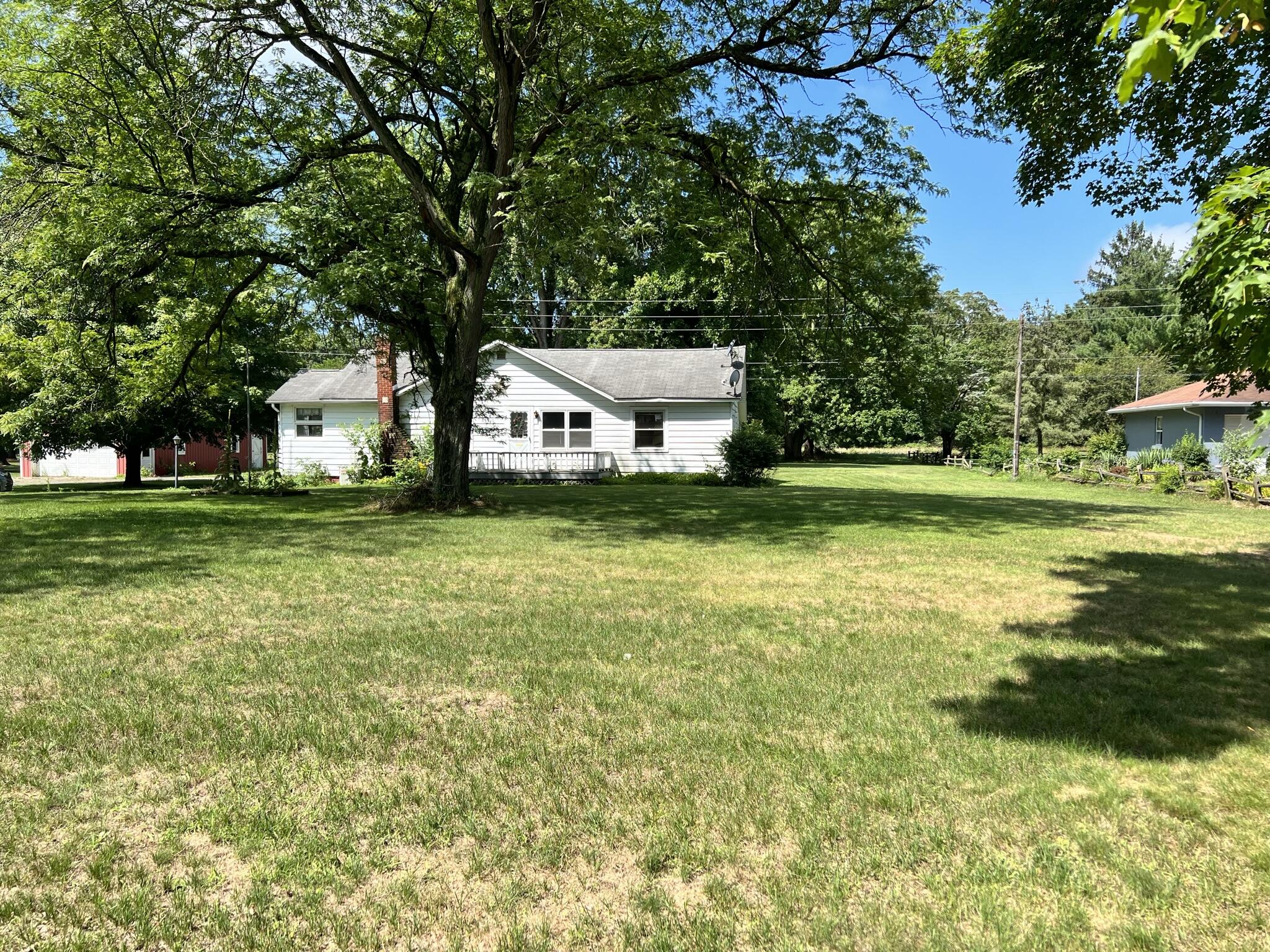 55910 Wilbur Road Three Rivers, MI 49093 - Photo 3 of 23 IMG_1562
