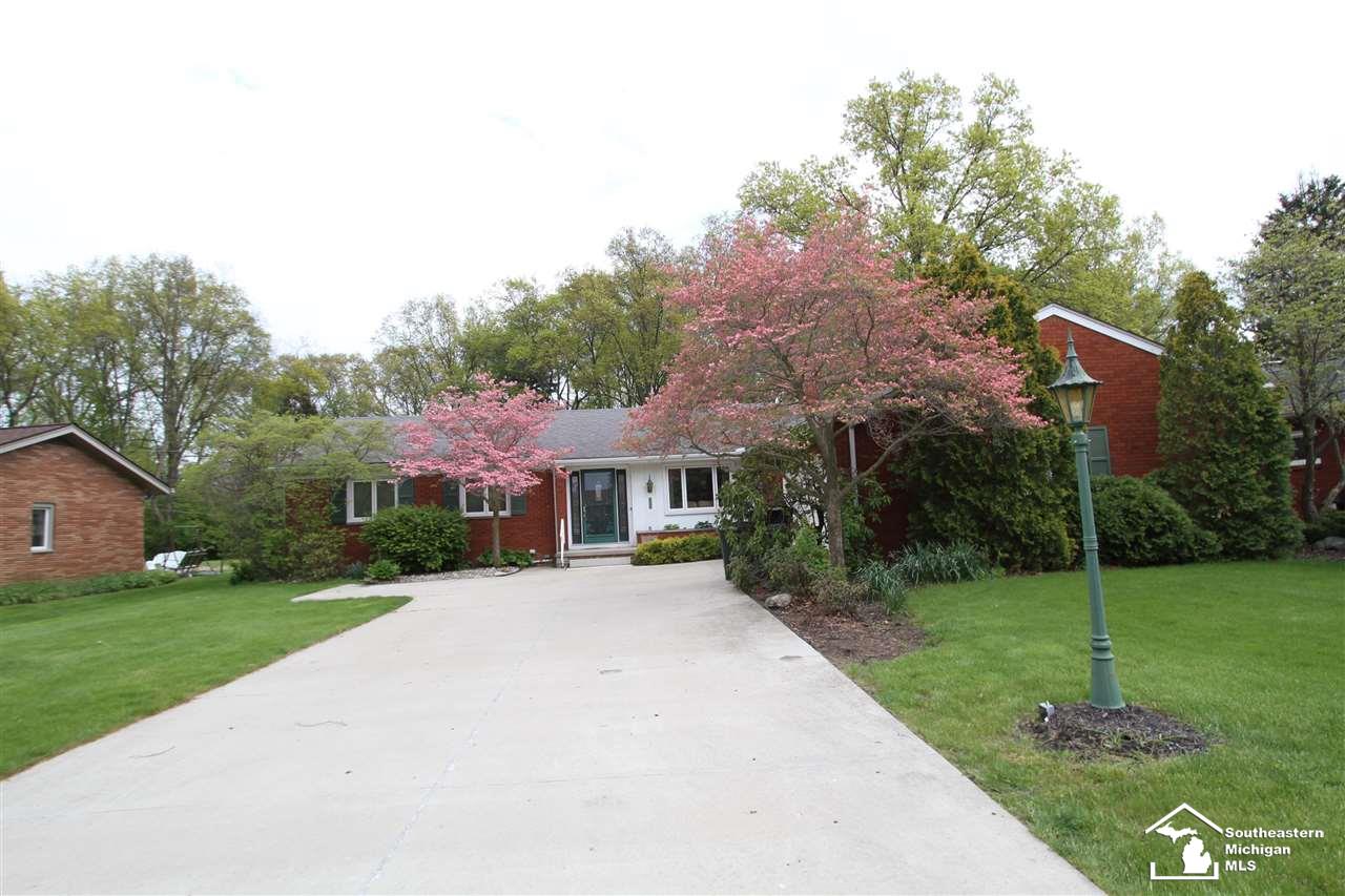 846 Ruff Drive Monroe, MI 48162 - Photo 2 of 40