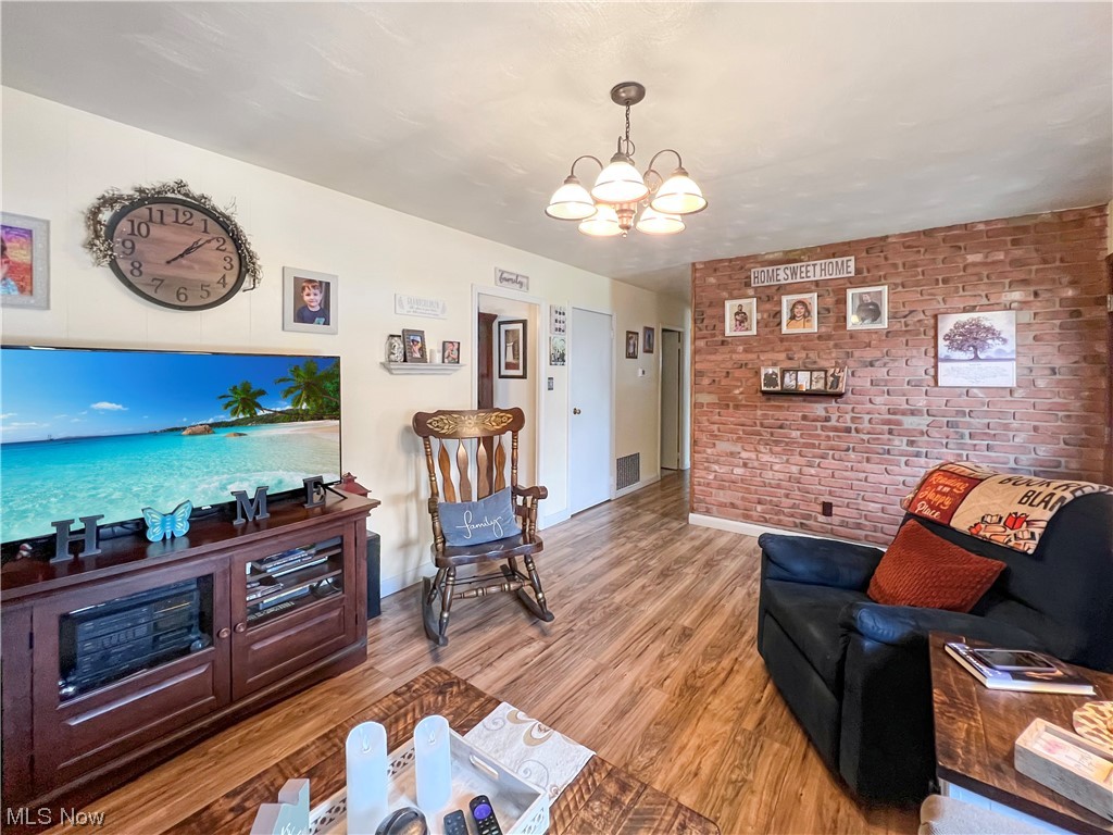 105 Rome Street Weirton, WV 26062 - Photo 4 of 19 Gallery Image 4