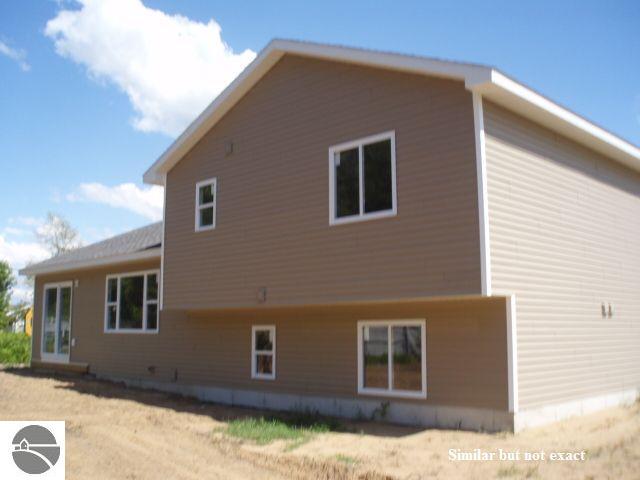 2464 Gary Road Traverse City, MI 49685 - Photo 3 of 12 1726743-2.JPG