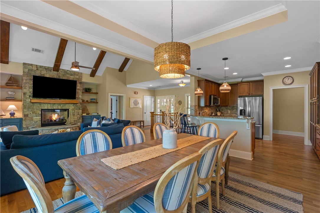 525 Peninsula Road West Union, SC 29696 - Photo 8 of 49