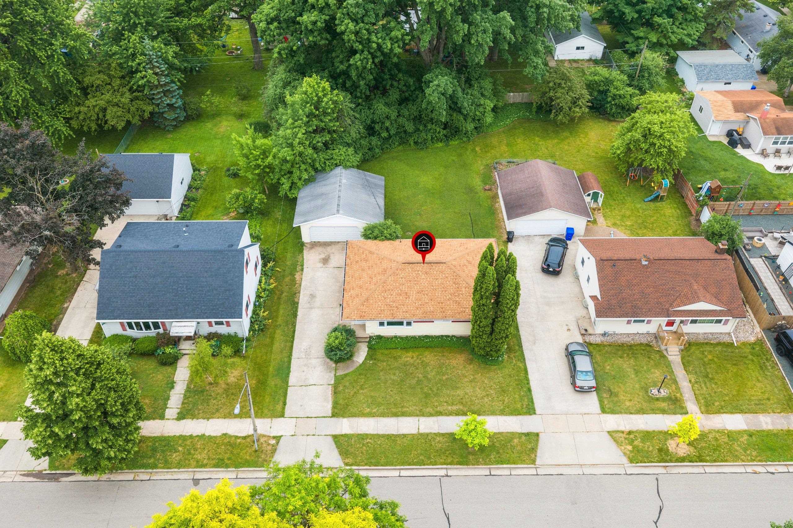 637 East Wilson Avenue Appleton, WI 54915 - Photo 27 of 45
