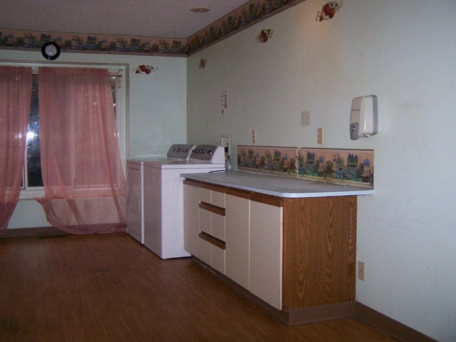 8770 Indian Bay Road Montague, MI 49437 - Photo 11 of 13 2Dean laundry