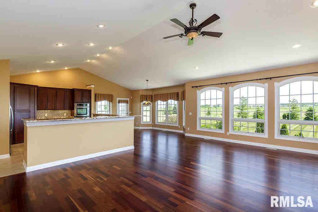 5647 Judge Road Bettendorf, IA 52722 - Photo 13 of 24 Gallery Image 13