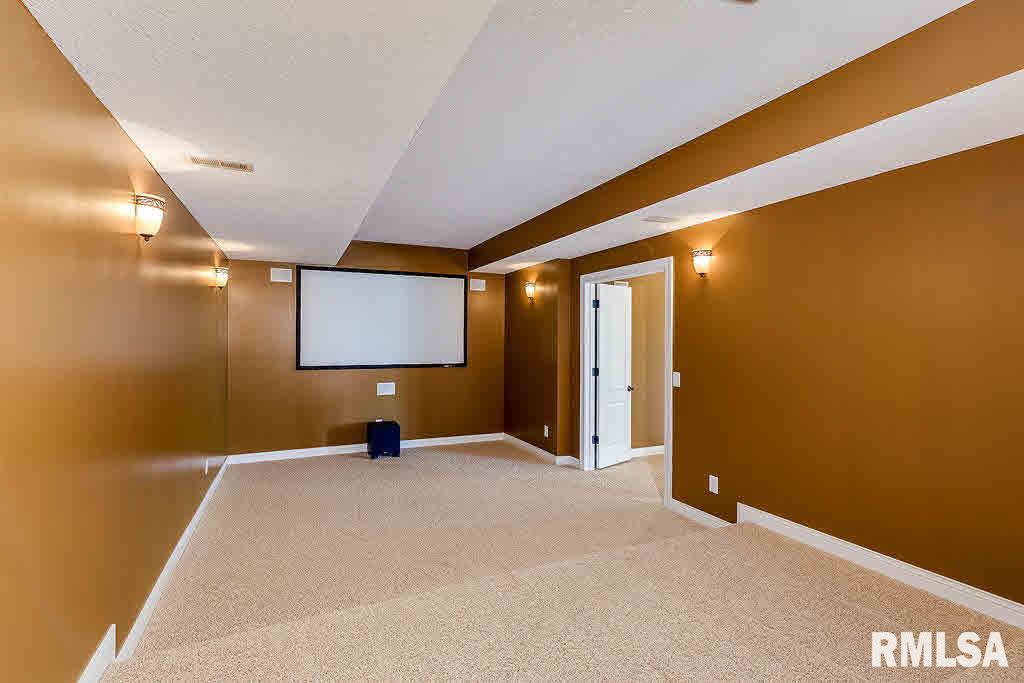5647 Judge Road Bettendorf, IA 52722 - Photo 23 of 24 Gallery Image 23