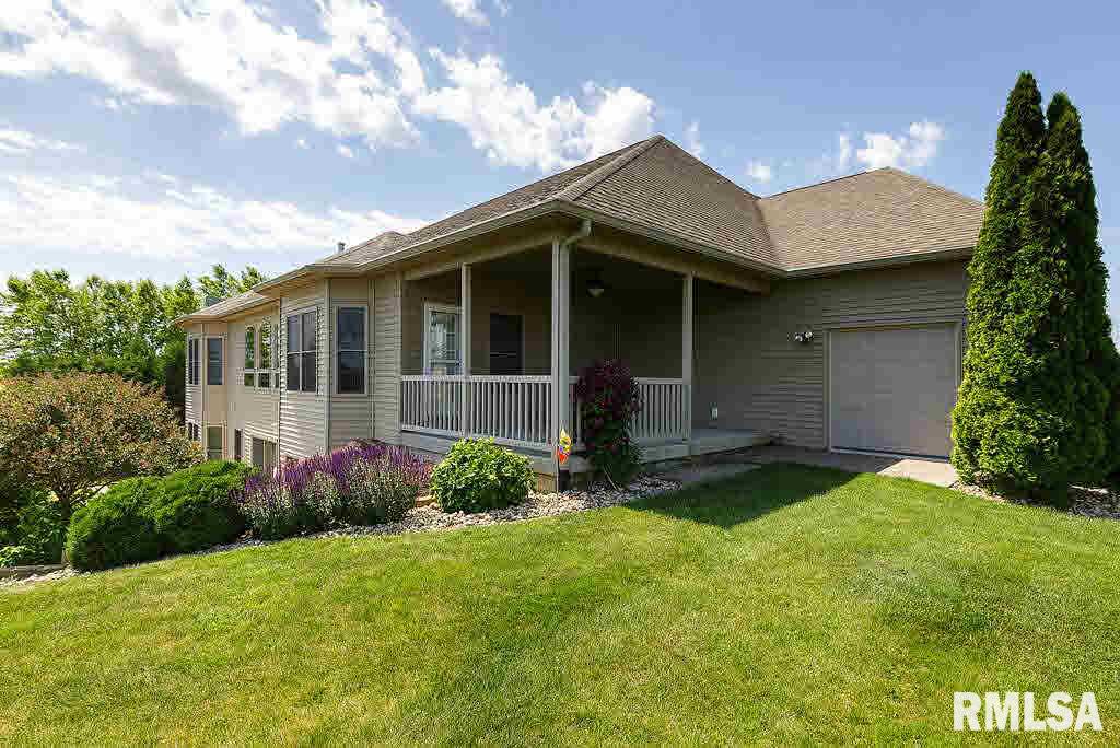 5647 Judge Road Bettendorf, IA 52722 - Photo 6 of 24 Gallery Image 6