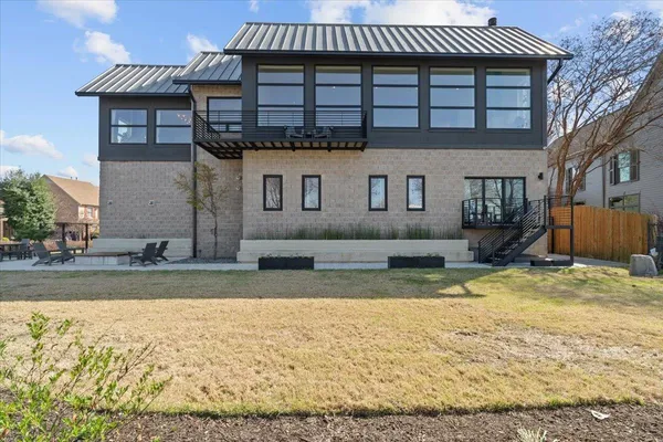 $1,600,000 | 65 Riverwalk Place, Memphis, TN 38103