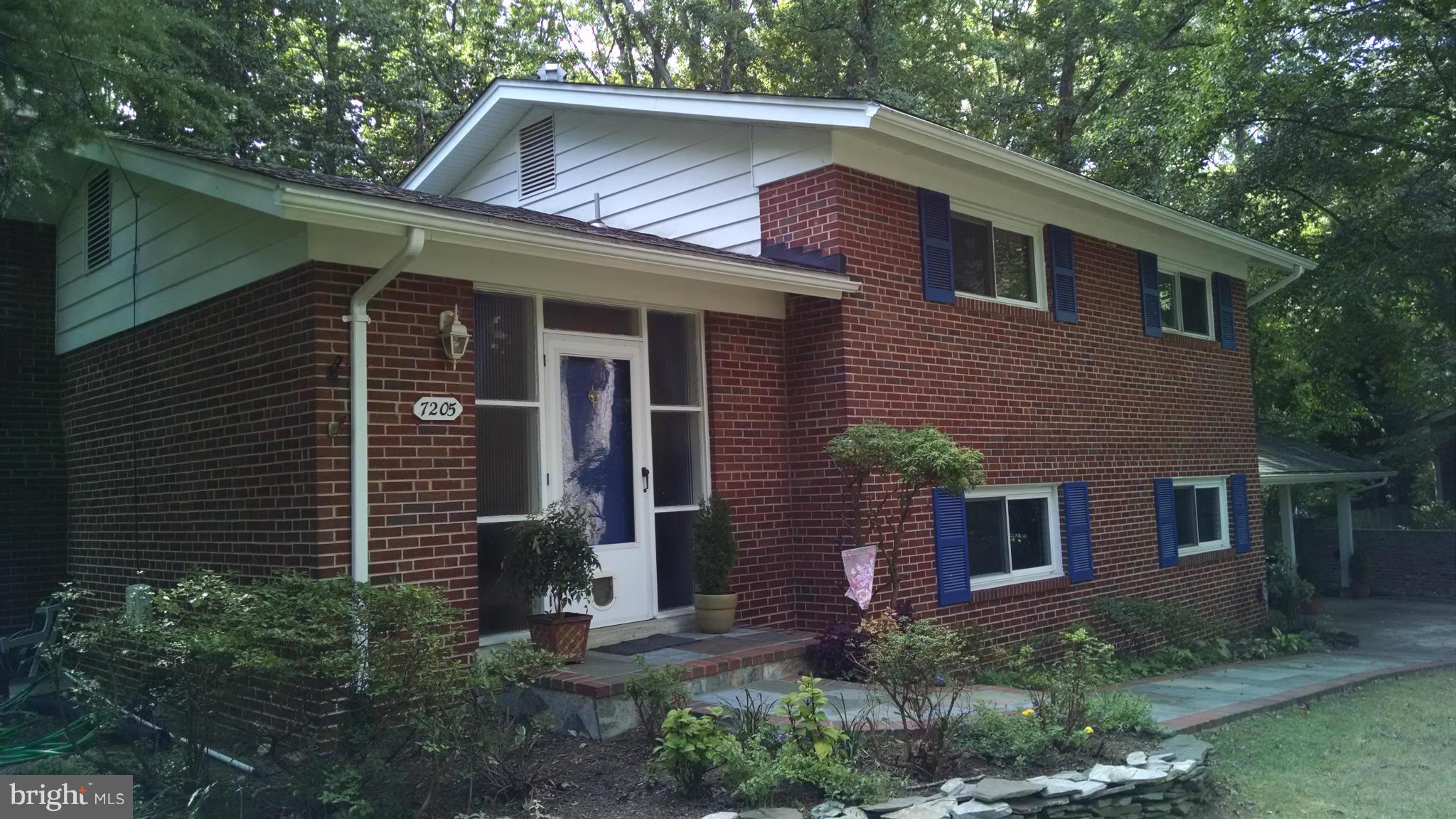 7205 Homestead Place Springfield, VA 22151 - Photo 1 of 30 Exterior (Front)