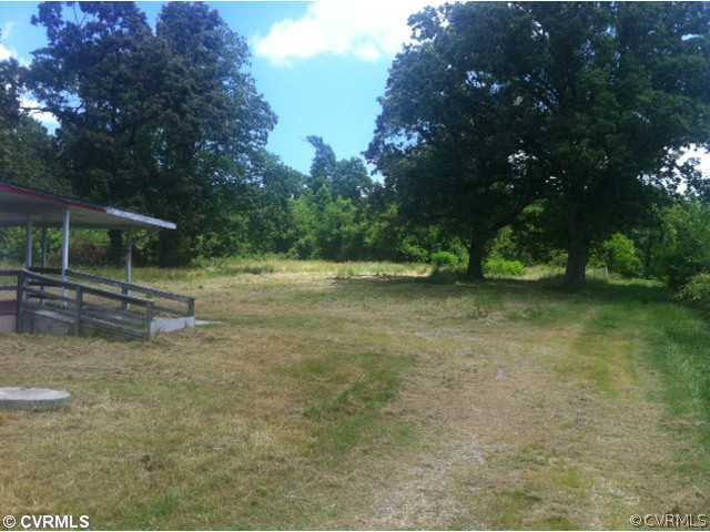 14205 Arwood Road Disputanta, VA 23842 - Photo 11 of 11 Yard/Garden - Yard