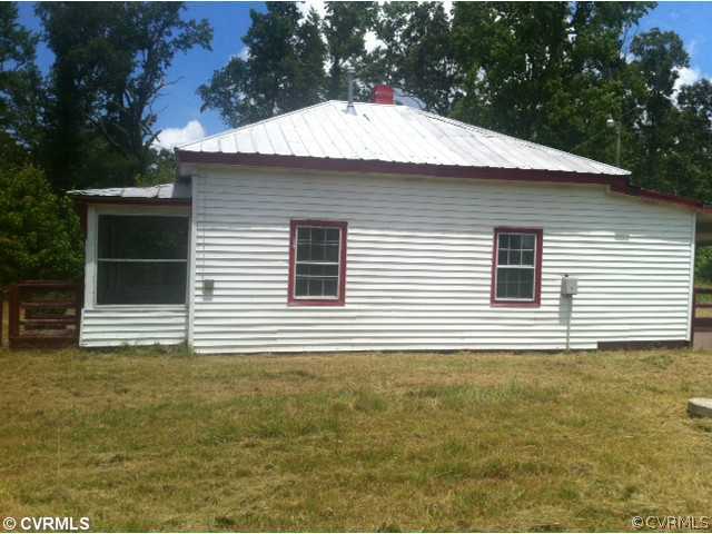 14205 Arwood Road Disputanta, VA 23842 - Photo 9 of 11 Other - Right Side of Home