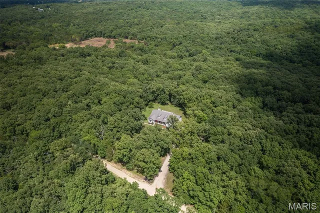 $355,000 | 318 Doe Run Lane, Bonne Terre, MO 63628