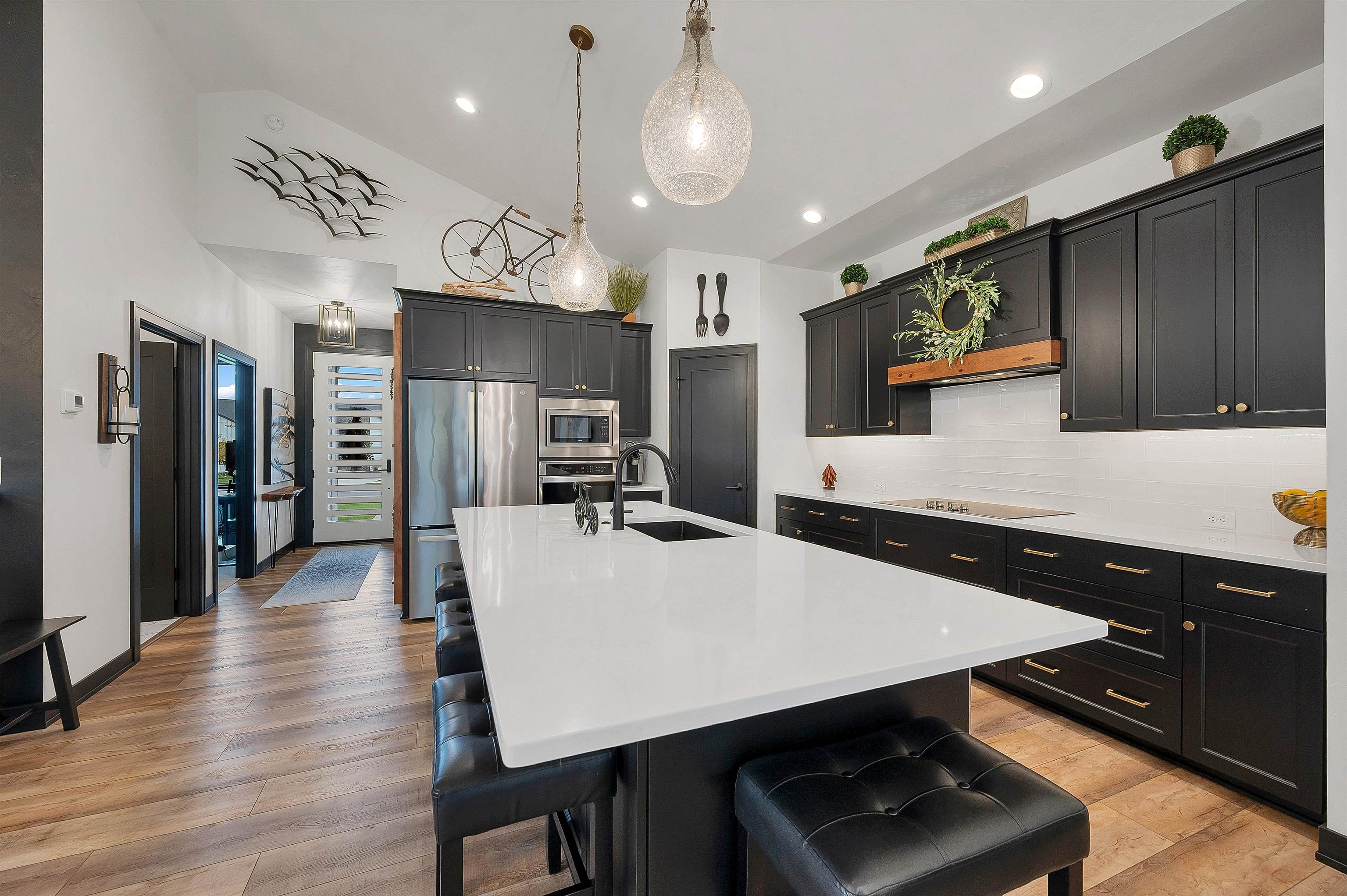 359 Aldon Cir Green Green Bay, WI 54304 - Photo 16 of 75