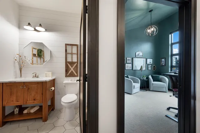 $815,000 | 359 Aldon Cir Green, Green Bay, WI 54304