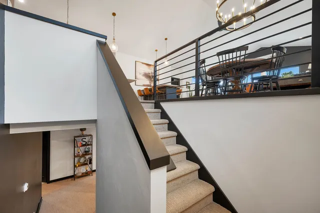 $815,000 | 359 Aldon Cir Green, Green Bay, WI 54304