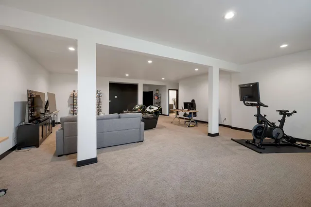 $815,000 | 359 Aldon Cir Green, Green Bay, WI 54304