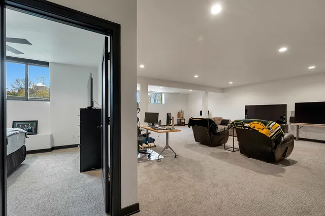 $815,000 | 359 Aldon Cir Green, Green Bay, WI 54304