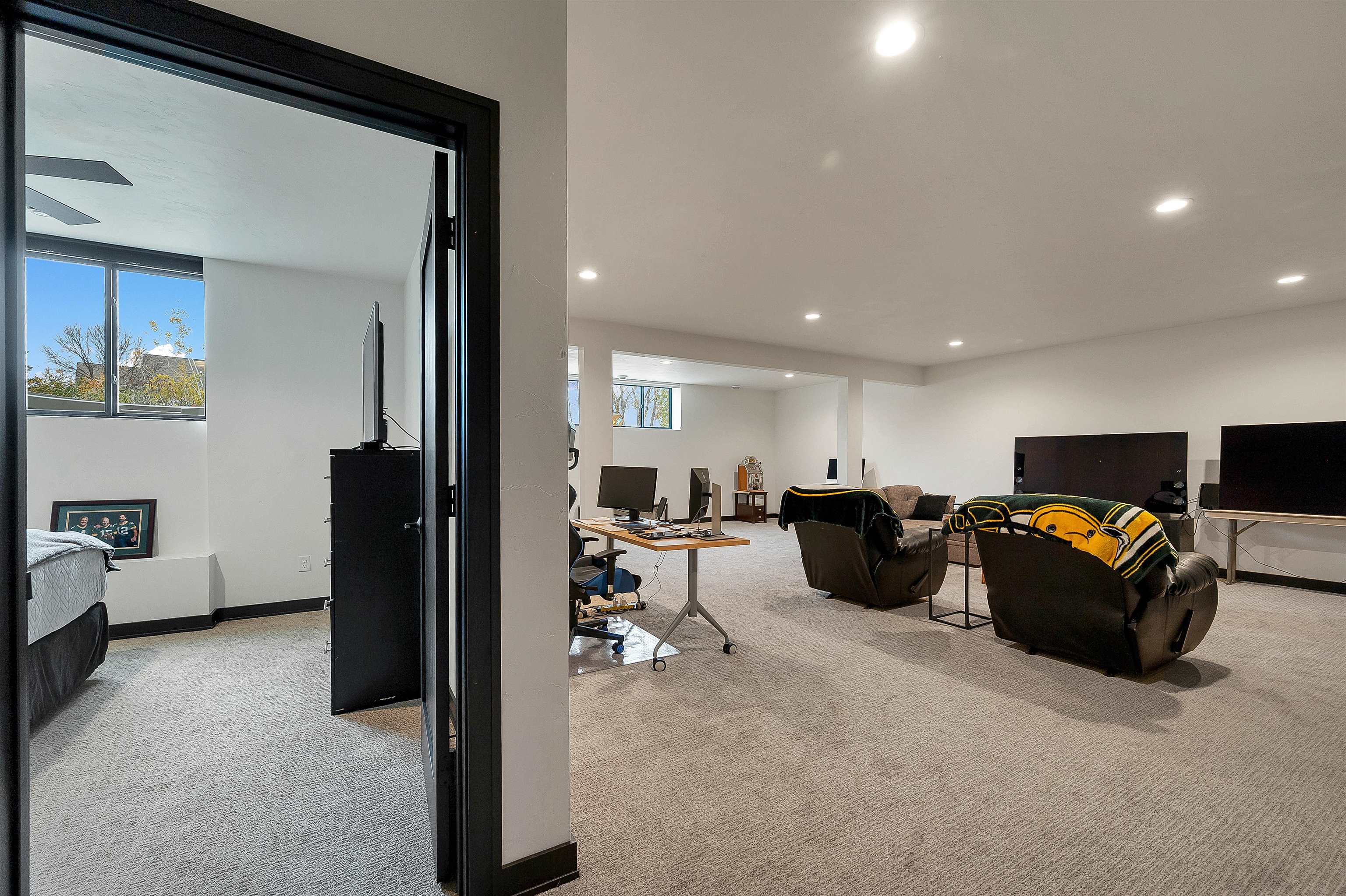 359 Aldon Cir Green Green Bay, WI 54304 - Photo 51 of 75