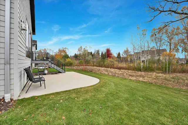 $815,000 | 359 Aldon Cir Green, Green Bay, WI 54304