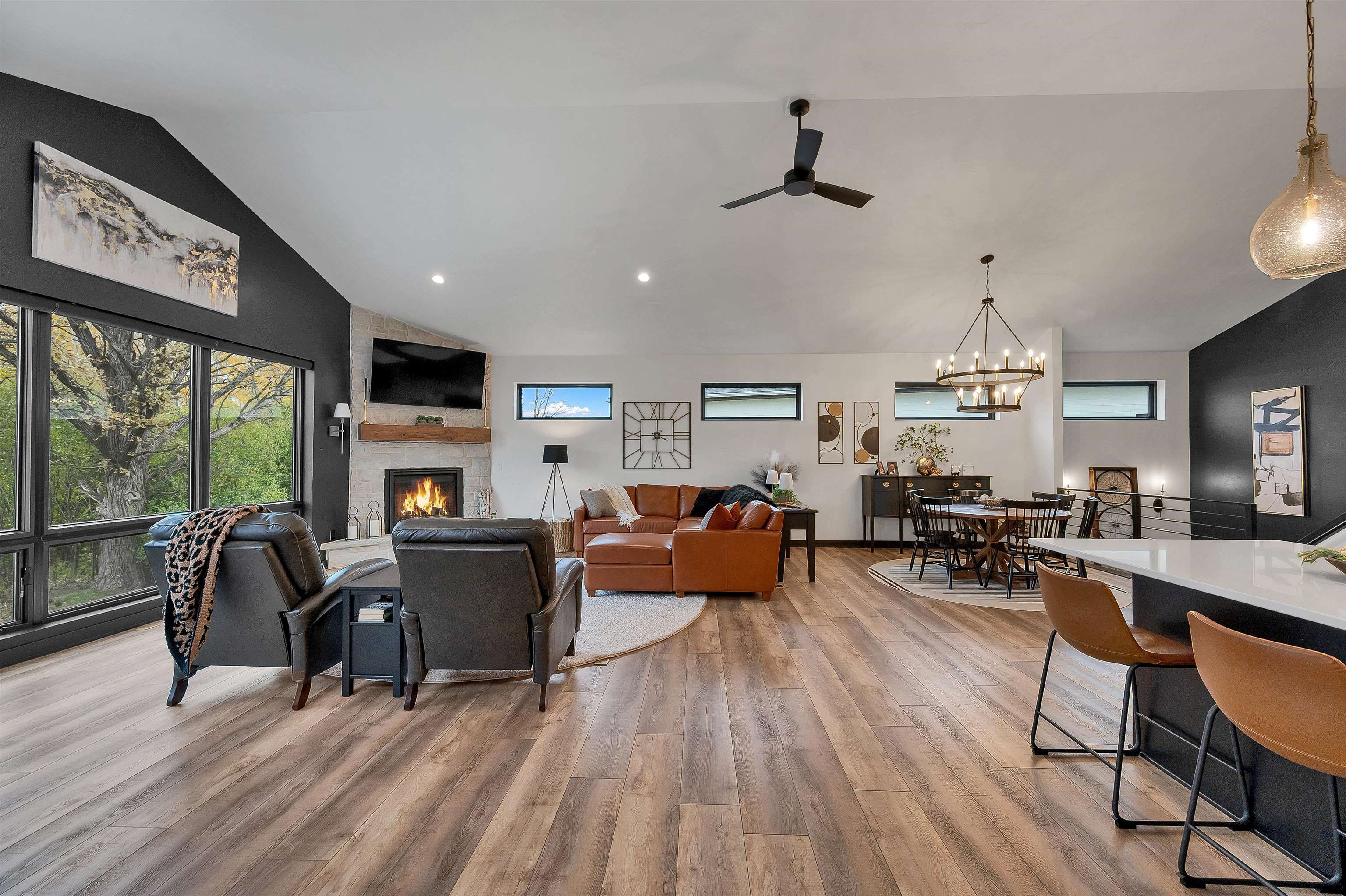 359 Aldon Cir Green Green Bay, WI 54304 - Photo 7 of 75