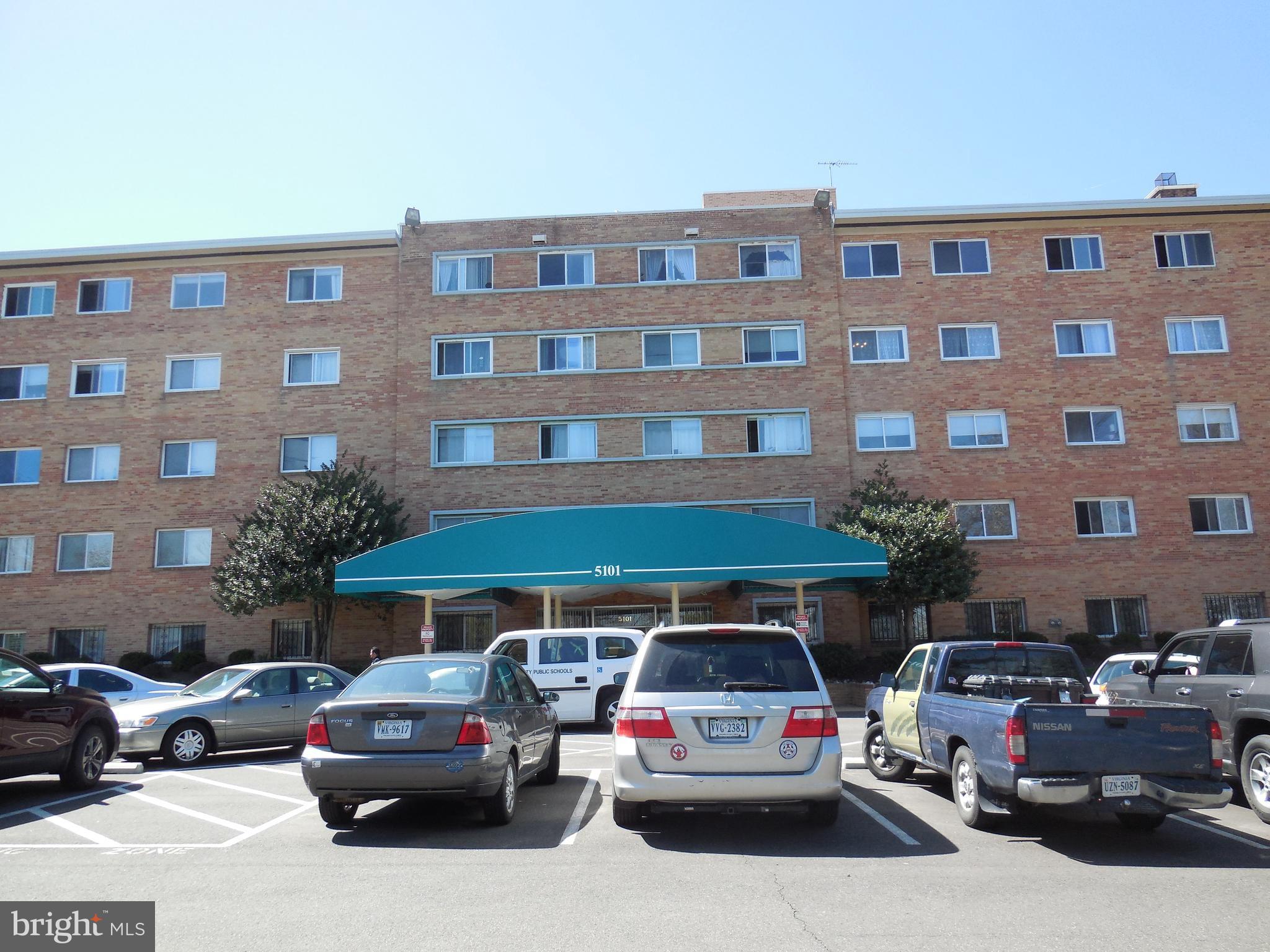 5101 8th Road South, Unit 404 Arlington, VA 22204 - Photo 1 of 27 Exterior (Front)