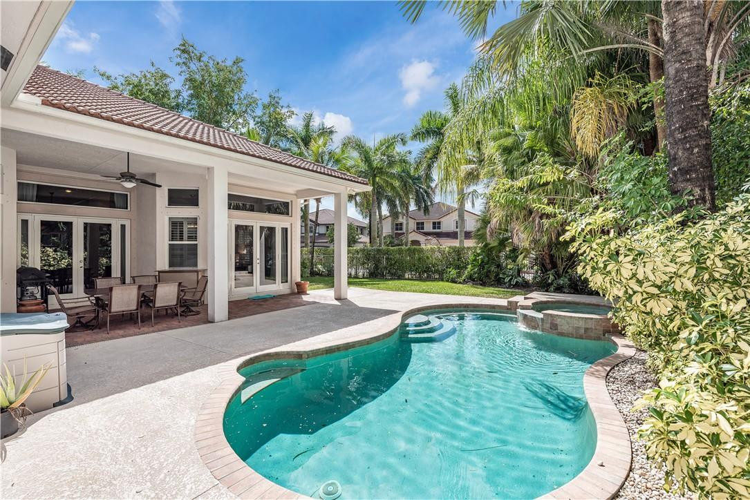 1973 Timberline Road Weston, FL 33327 - Photo 4 of 23 Photo 4