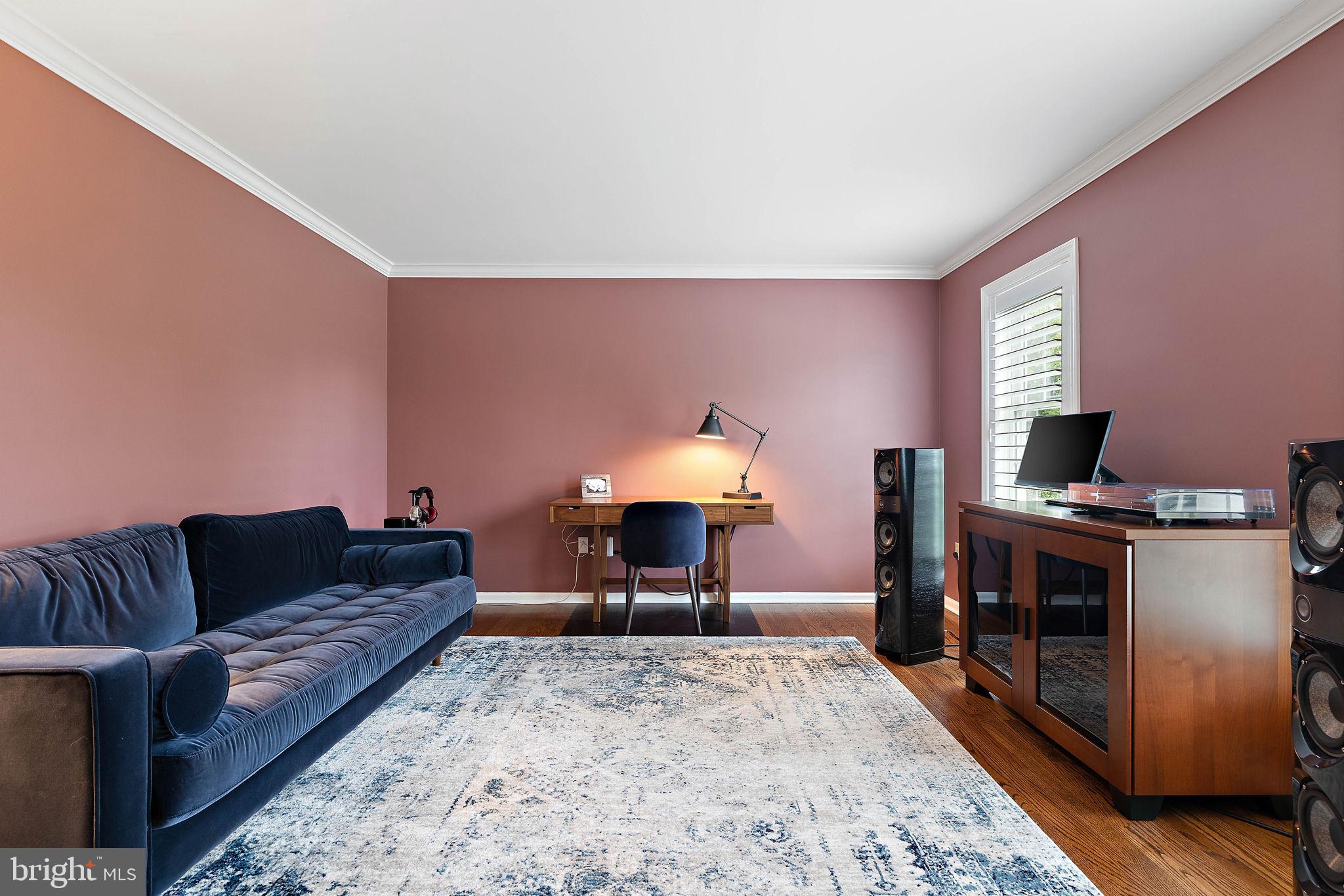 799 Trout Run Drive Malvern, PA 19355 - Photo 6 of 43 Quiet living room