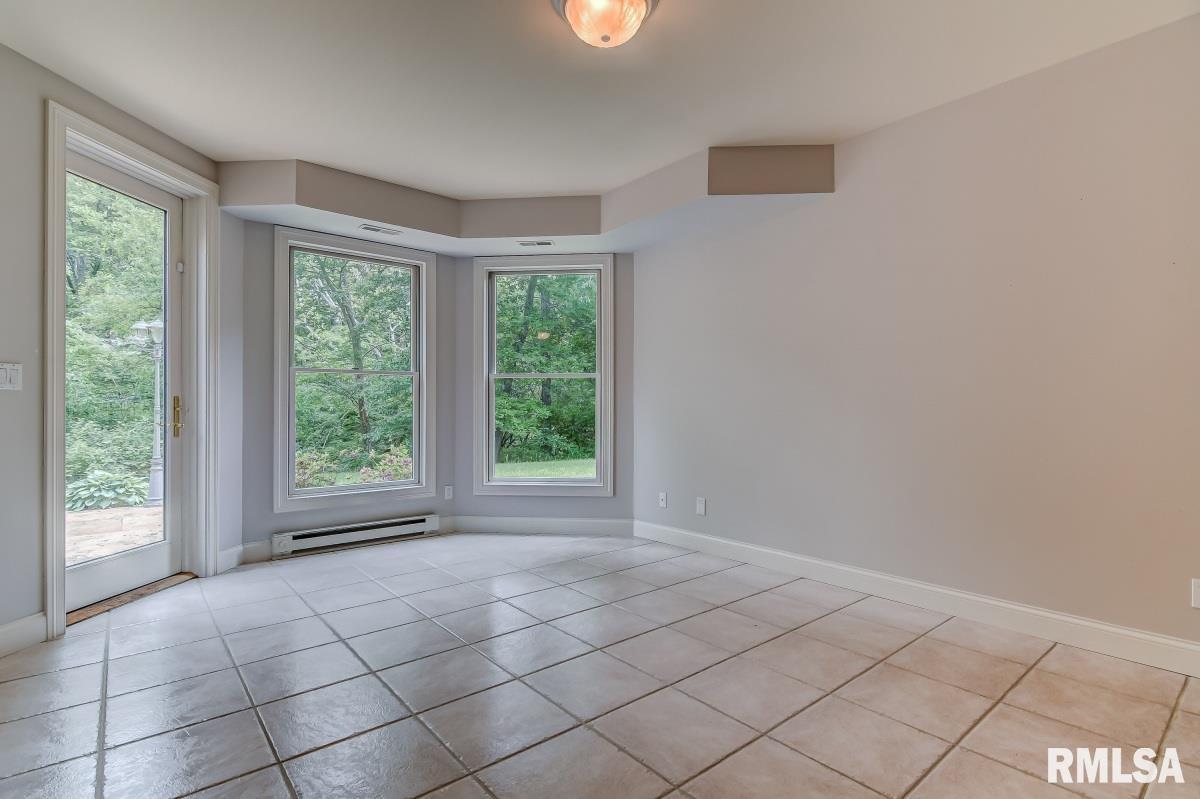 1230 Churchill Road Springfield, IL 62702 - Photo 29 of 50