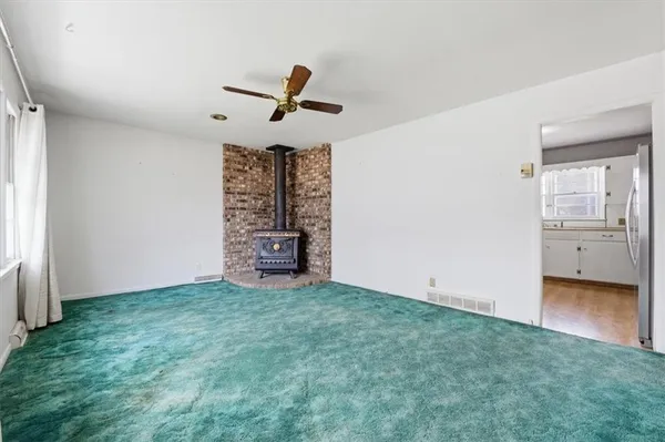 $199,900 | 2500 Hillside Drive, Harrisonville, MO 64701