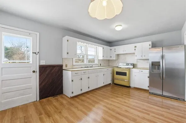 $199,900 | 2500 Hillside Drive, Harrisonville, MO 64701