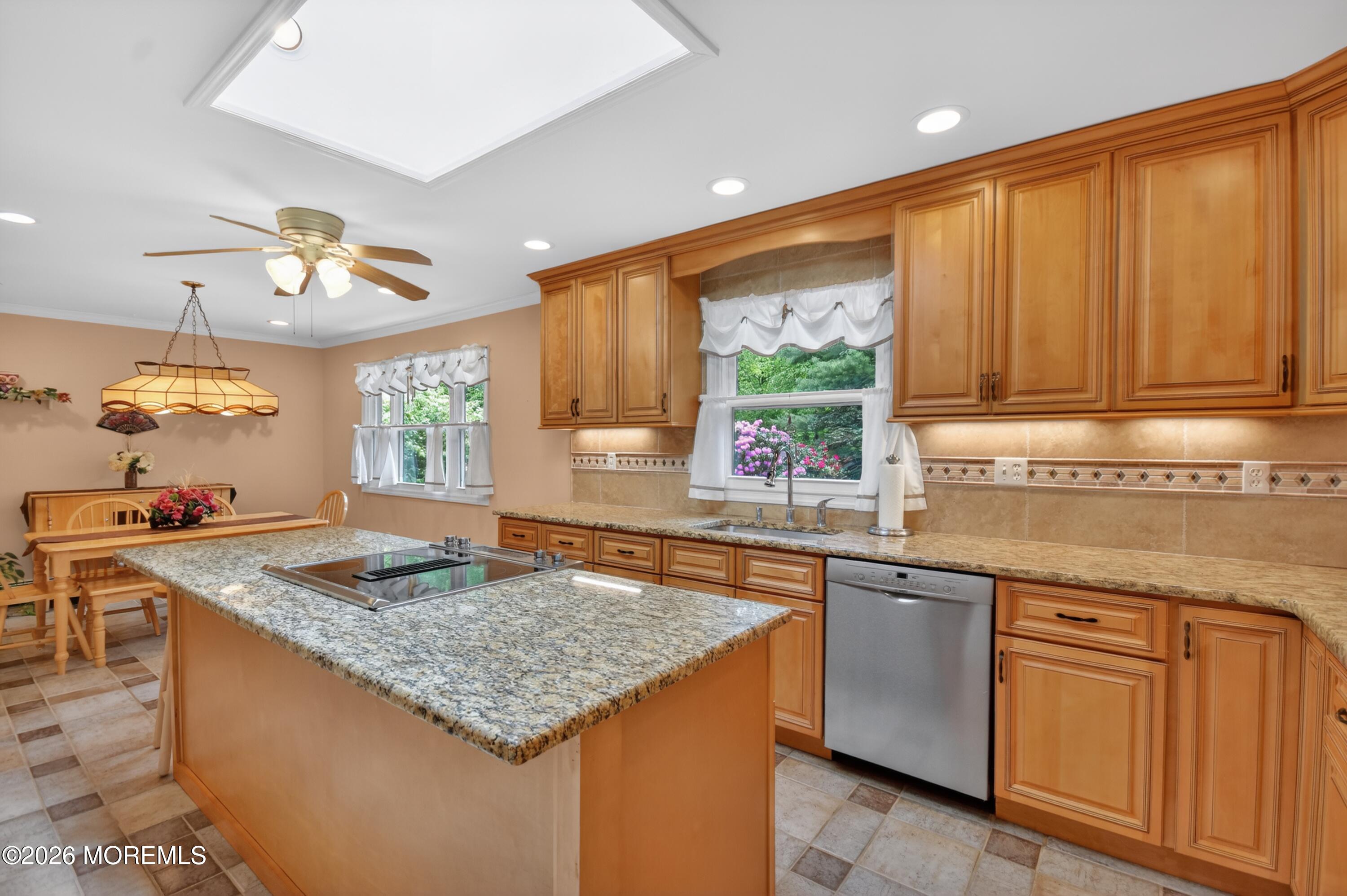 17 Point O Woods Road Middletown, NJ 07748 - Photo 14 of 60 35_17_Point_O_Woods_Rd-Kitchen-0048