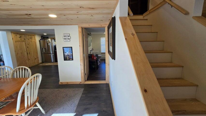 341 East Andover Road Andover, ME 04226 - Photo 15 of 38 20250502165709752096000000-o