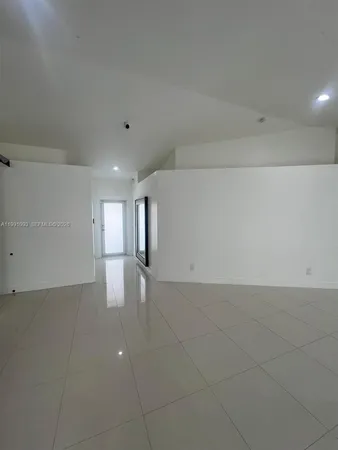 $4,100 | 19227 Northwest 22nd Street, Unit 19227, Pembroke Pines, FL 33029