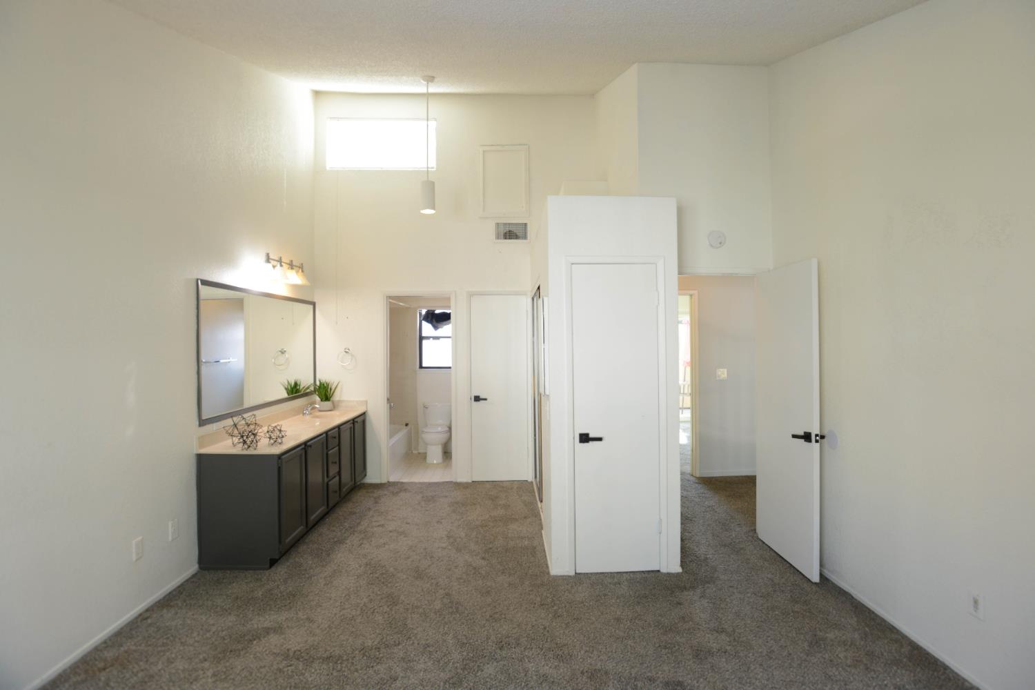 1401 Hood Road Sacramento, CA 95825 - Photo 25 of 46