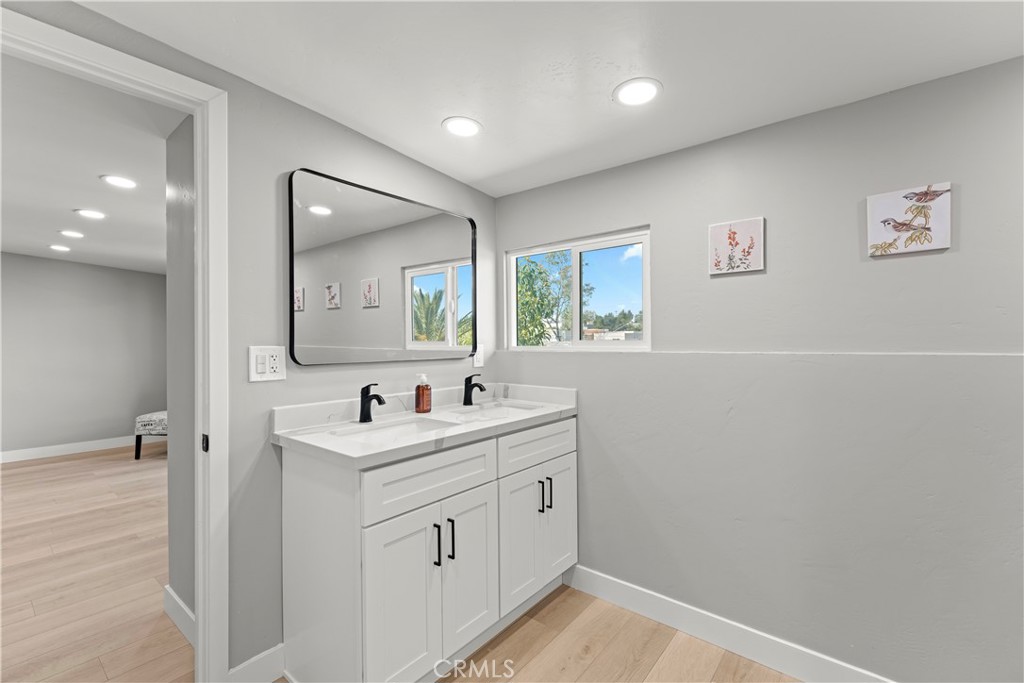 612 North Main Avenue Fallbrook, CA 92028 - Photo 13 of 32