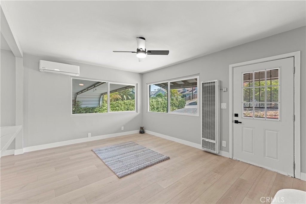612 North Main Avenue Fallbrook, CA 92028 - Photo 4 of 32