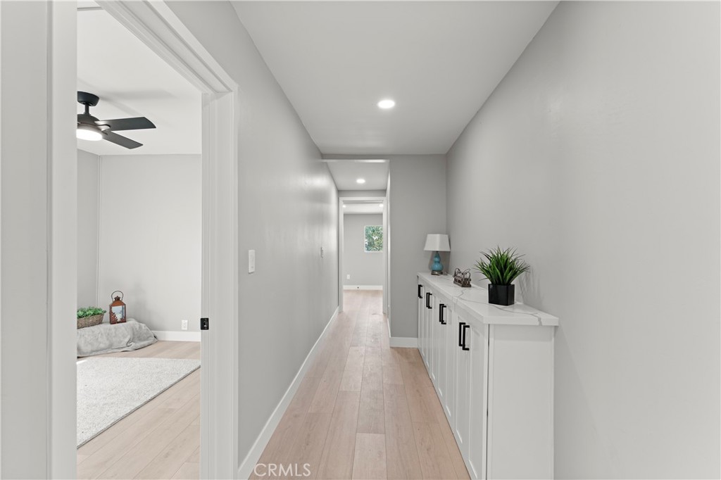 612 North Main Avenue Fallbrook, CA 92028 - Photo 9 of 32